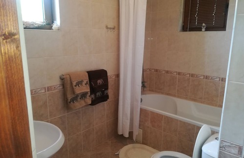 Balchik Maison | HOLLY - Quiet guest house with seaview and a pool