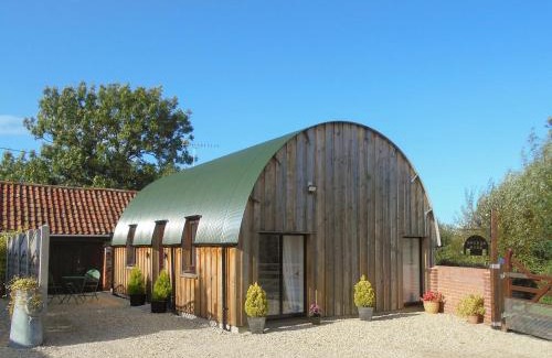 East Brent Maison | Holly's Barn