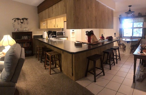Mount Dora Cottage | Holly's Hideaway Mt Dora Charming 2/2 in Historic District