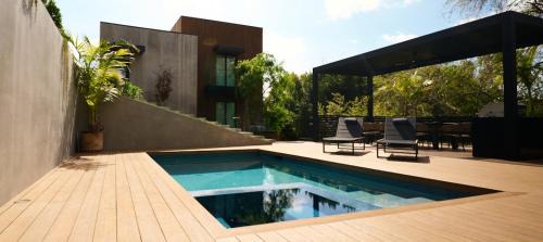 Hollywood Hills Villa | Hollyridge Mountain Dream
