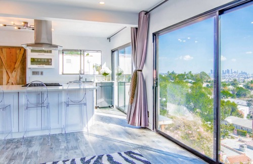 Hollywood Hills Maison | Hollywood Hills Skyline City Views + Parking!