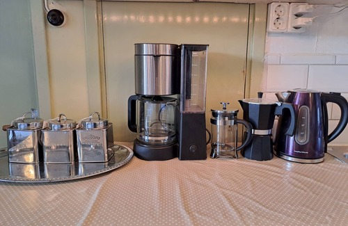 Bodafors Maison | Holmåkra long stay by House Viola. Sleeps 6 in own beds. Parking several cars.