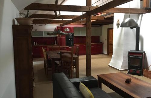 Luze Appartement | Holubník statečných žen králových