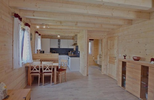 Kelheimwinzer Appartement | Holzblockhaus Stark