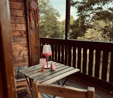 Schalkenbach Maison | Holzhaus auf 2000qm in traumhafter Lage, KEINE Partygruppen