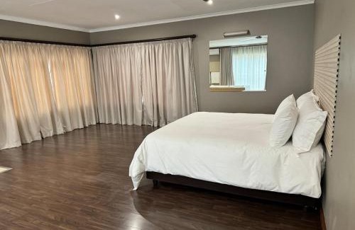 Nelspruit Maison | Home 11 Strydom