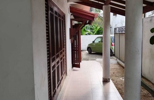Gonawala Maison | Home 4 BR Spacious suites with AC and WiFi in charming Biyagama
