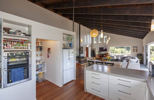 Paraparaumu Maison | Home amongst the native bush