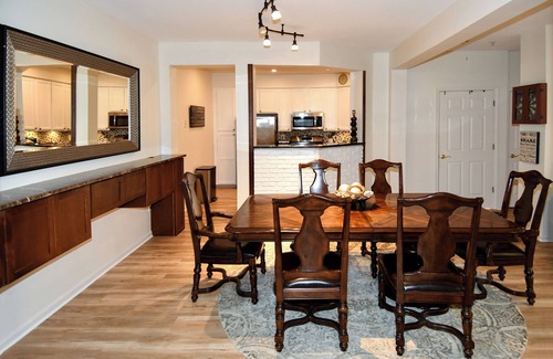 Gaithersburg Copropriété | Home Away from Home I Fully Furnished 2BR + 2BA Apartment