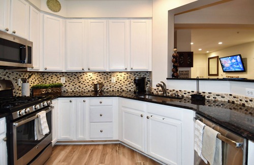 Gaithersburg Copropriété | Home Away from Home I Fully Furnished 2BR + 2BA Apartment