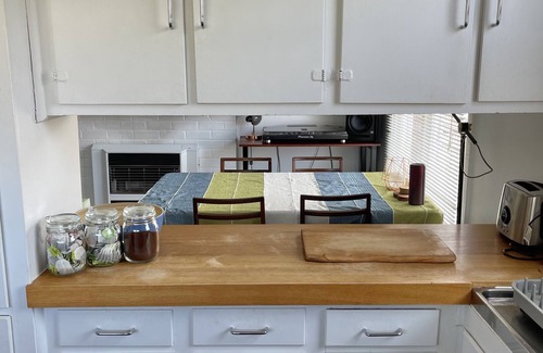 Preston Maison | Home away from home - 1930's Brick cottage in Inner North with large garden