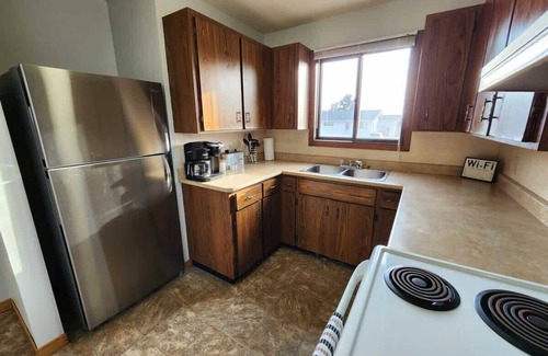 Thunder Bay Maison | Home away from home/Current River Arena area