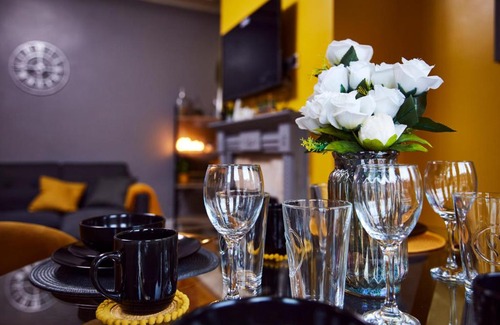 Beeston Maison | Home away from Home Entire 2 bedroom house