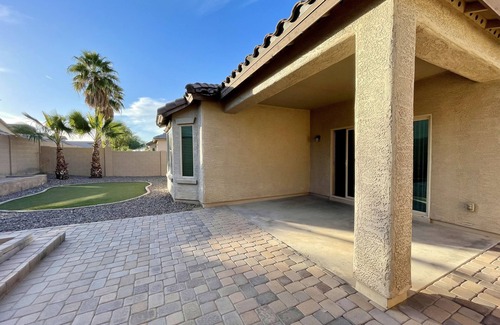 Laveen Maison | Home away from home in Sunny AZ -Office & 4 bedroom