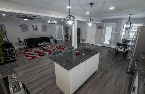 LaPlace Maison | Home Away from Home Laplace