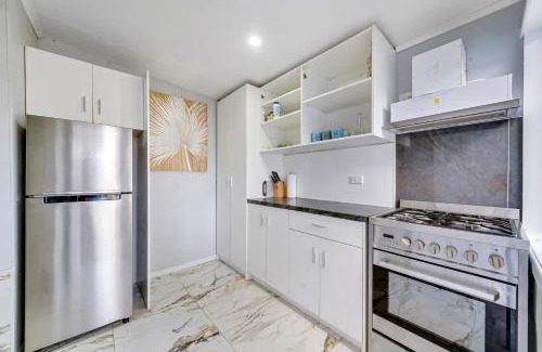 Titirangi Appartement | Home Away From Home
