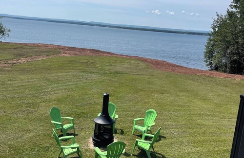 Malagash Maison | Home away from home on Tatamagouche Bay. Fully renovated Pet friendly