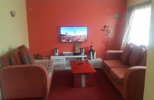 Nairobi Maison | Comme à la maison, maison de trois chambres, toujours deux chambres, B&F