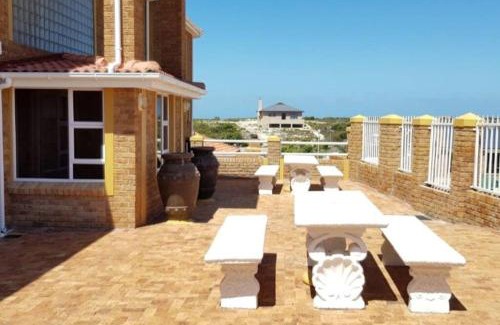 L'Agulhas Maison | Home away from home