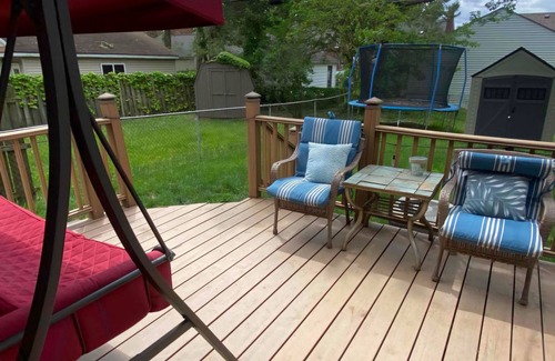 Wyandotte Maison | Home Away from Homen2-bedroom house in nice Wyandotte with AC, WiFi