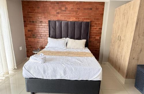 Emalahleni Lit Et Petit-Déjeuner | Home Away Nest B&B
