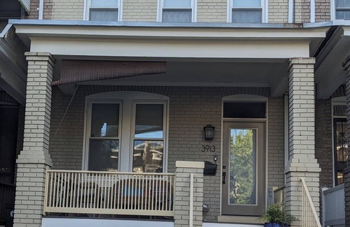 Columbia Heights Appartement | Home base for your DC adventures - near fun, great food, and public transport.