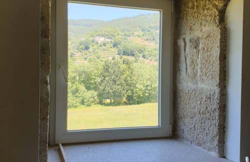 Portela de Santa Eulalia Maison | Home Beyond the River