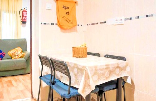 San Sebastian de los Reyes Maison | Homerez - Maison pour 9 pers. avec terrasse à San Sebastián de los Reyes