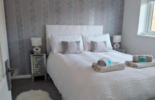 Rochford Maison | HOME from HOME GUEST HOUSE