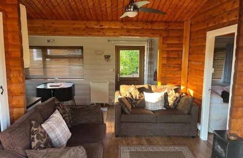 Bronaber Maison | Home From Home LogCabin