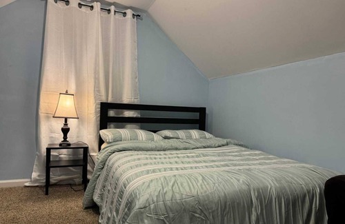 North Versailles Maison | Home in greater Pittsburgh, 3 Bed 1 Bath