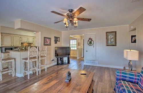 Waxahachie Maison | Home in Historic Waxahachie with Yard and Patio!