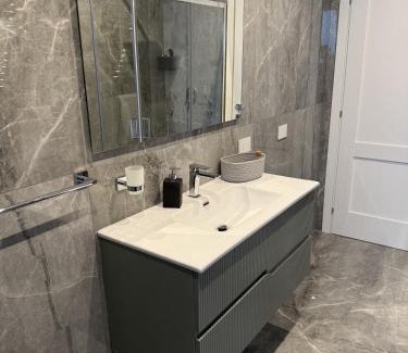 Vasto Maison | Home In Napoli
