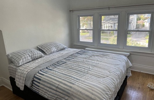 Port Colborne Maison | Home in Port Colborne near Niagara's best beaches, parks and attractions.
