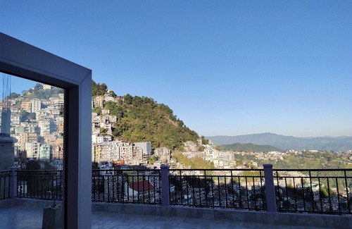 Aizawl Maison | Maison dans les collines avec vue imprenable