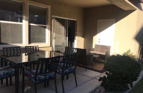 Tramonto Maison | Home in the North Phoenix desert hills Great for families and multiple couples.