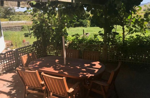 Tuamarina Maison | Home in the vineyards