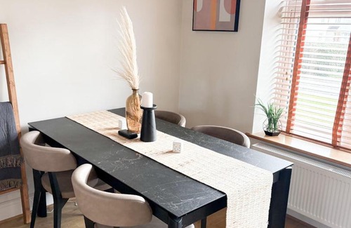 Cranham Maison | Home in Upminster