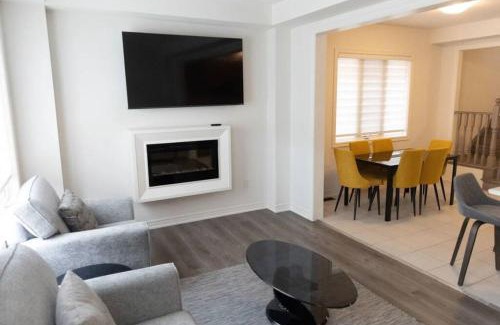 Watertown Maison | Home in Waterdown