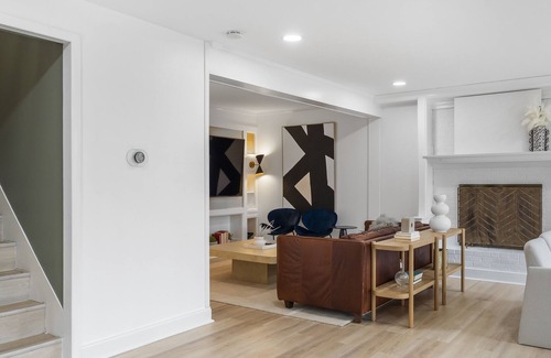 Towson Maison | Home·ish Black Towson Charmer Retreat In The Woods