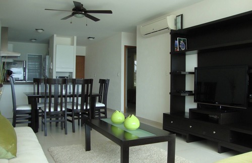 Puerto Juarez Appartement | PROFITEZ D’UN CANCUN À UN CONDO DE BEACH FRONT ABORDABLE,