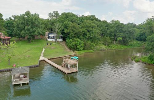 Dogwood Maison | Home On Lake Bob Sandlin with Private Boat Dock!