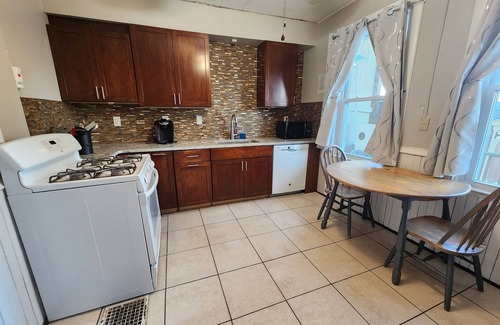 Waterford Appartement | Home on the River - stunning views and Comfy Beds