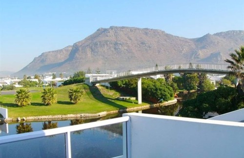 Marina da Gama Maison | Maison sur la voie navigable de la Marina da Gama