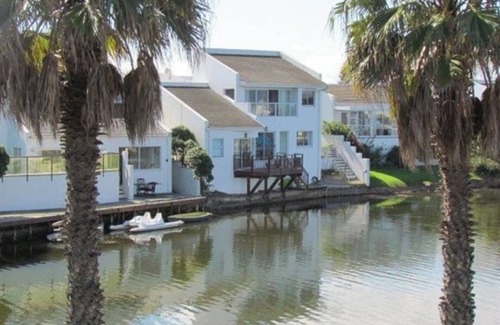 Marina da Gama Maison | Maison sur la voie navigable de la Marina da Gama
