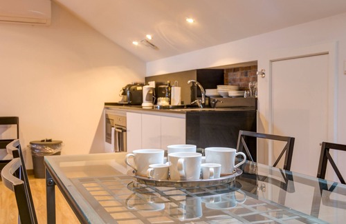 Sao Joao de Deus Appartement | Home Out Loft B - Studio au centre-ville