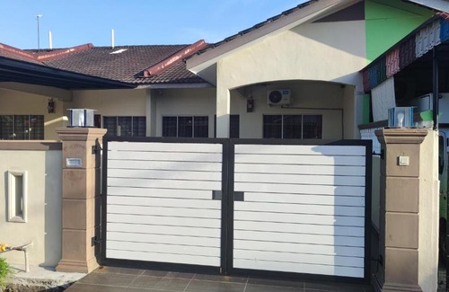 Taman Kota Masai Maison | Home stay Adams