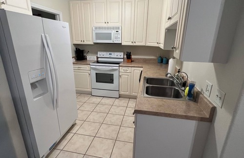 Thomasville Maison | Home Sweet Home 3/2 Townhome Close to Downtown Thomasville