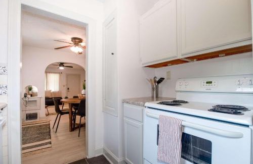 Sunnyside Maison | Home Sweet Home - Loft 3 BR - 1 BA WIFI SMART TV