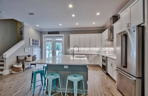 San Juan Maison | Home w/private pool, walk to deeded Beach Access, FREE 6 Seater Golf Cart!